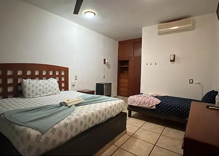 Colonos Cabos Hotel